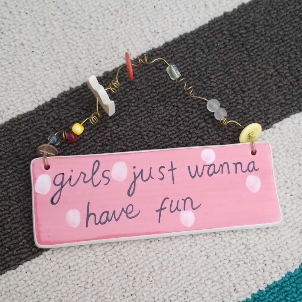 ✔🎉HP🎉Girls just wanna have fun